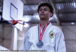 Judoca bastense é medalha de prata na final dos Jogos Escolares da Juventude