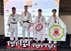Judoca de Bastos conquista medalha de bronze na Copa São Paulo de Judô 2026